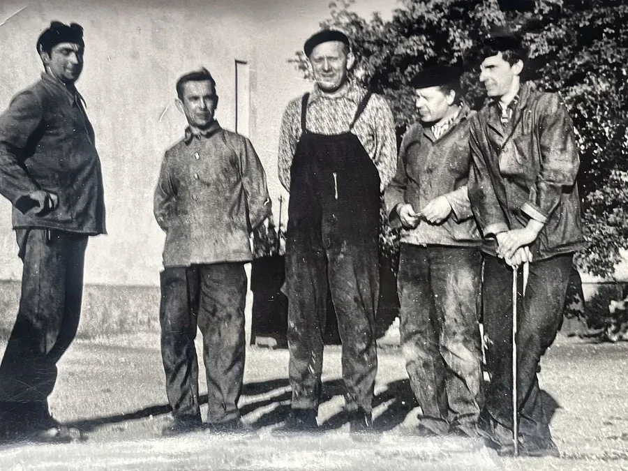 Z rodzinnego archiwum: budowa domu w latach dziewięćdziesiątych